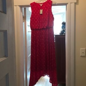 Sleeveless red dress